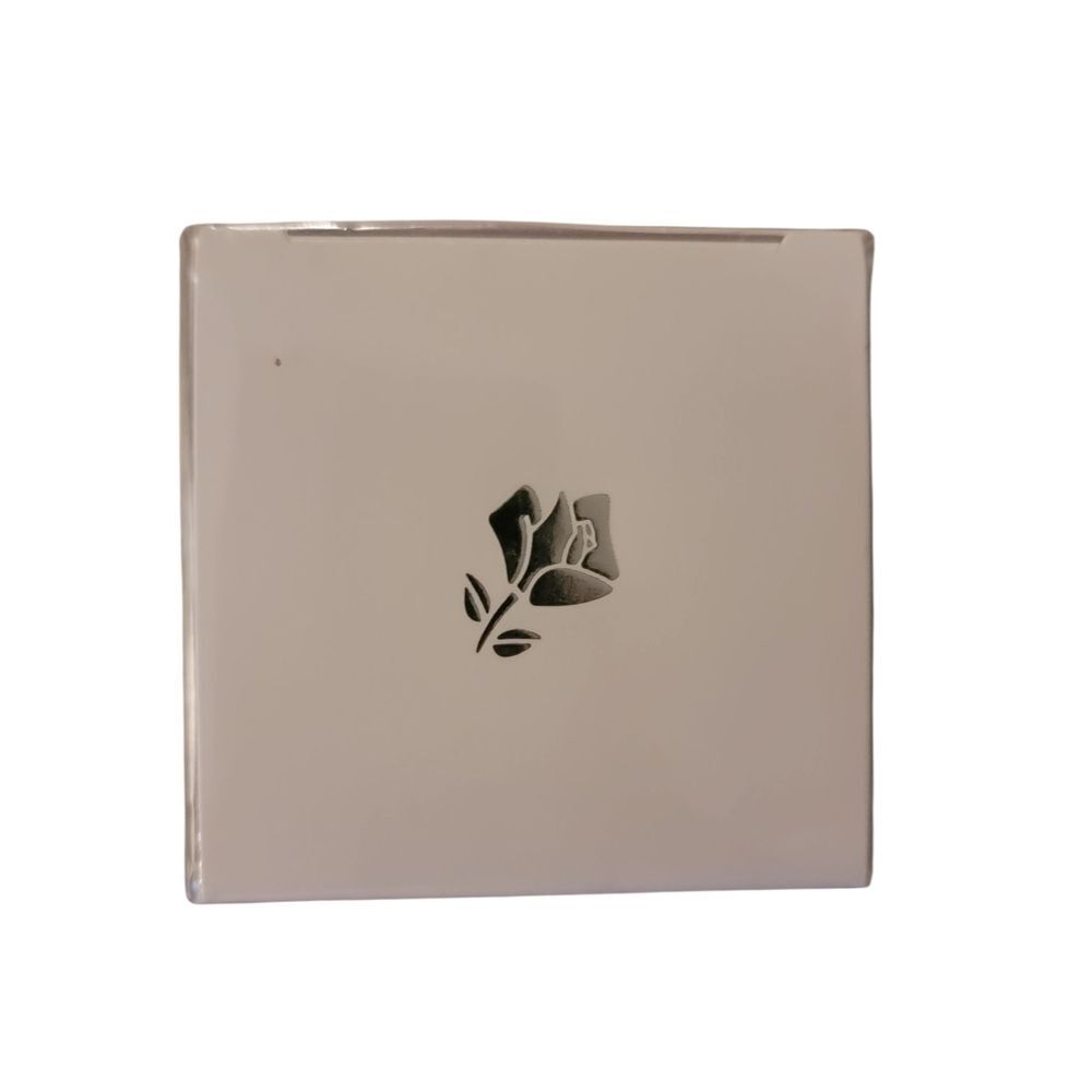 Lancome Rénergie Yeux Eye Cream - Silver and Purple - Picture 3 of 5